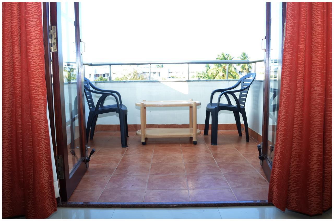 Pondicherry Executive Inn Extérieur photo